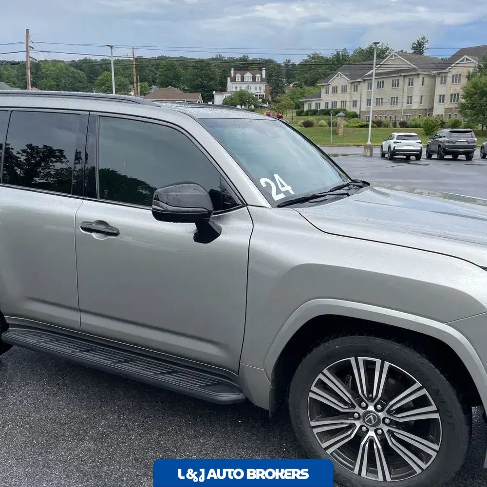 2024 Lexus LX 600 Luxury