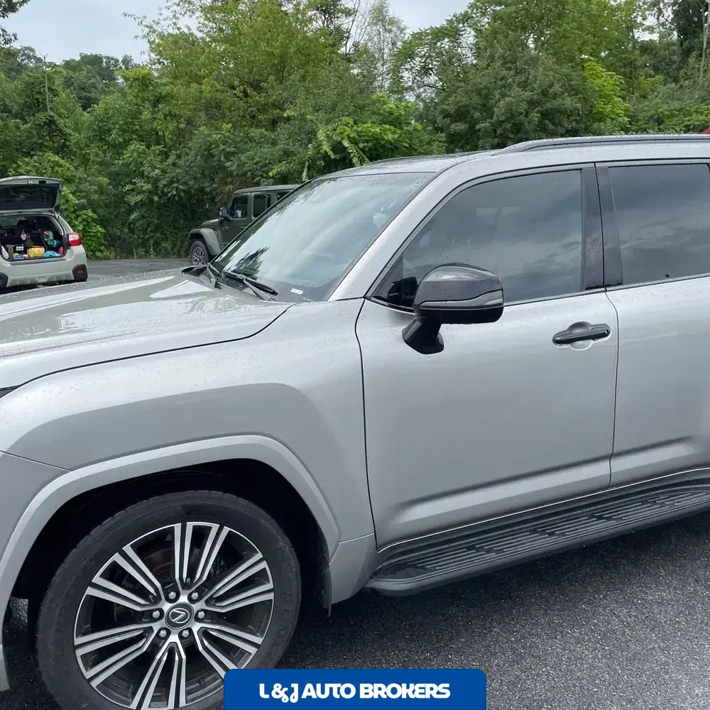 2024 Lexus LX 600 Luxury
