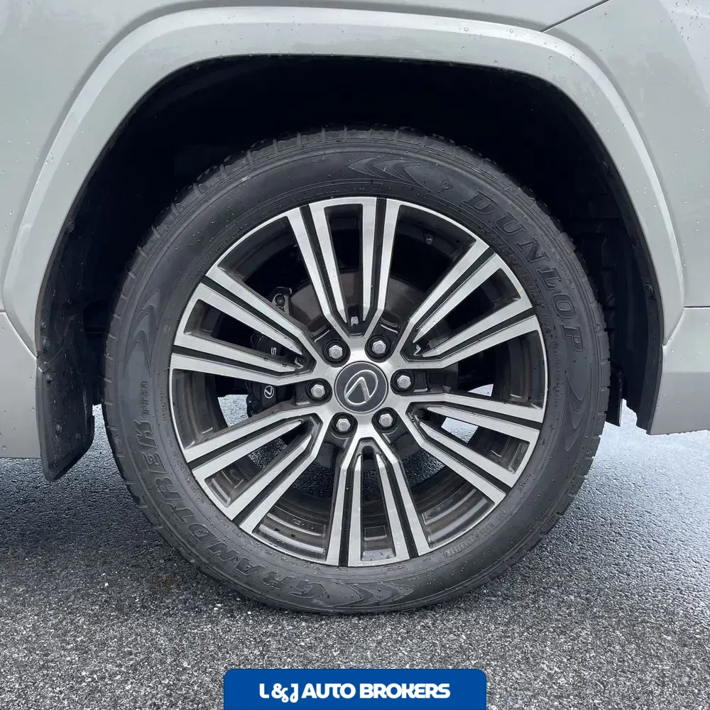 2024 Lexus LX 600 Luxury
