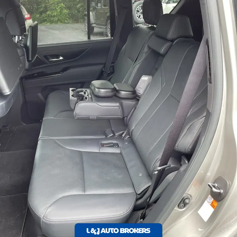 2024 Lexus LX 600 Luxury