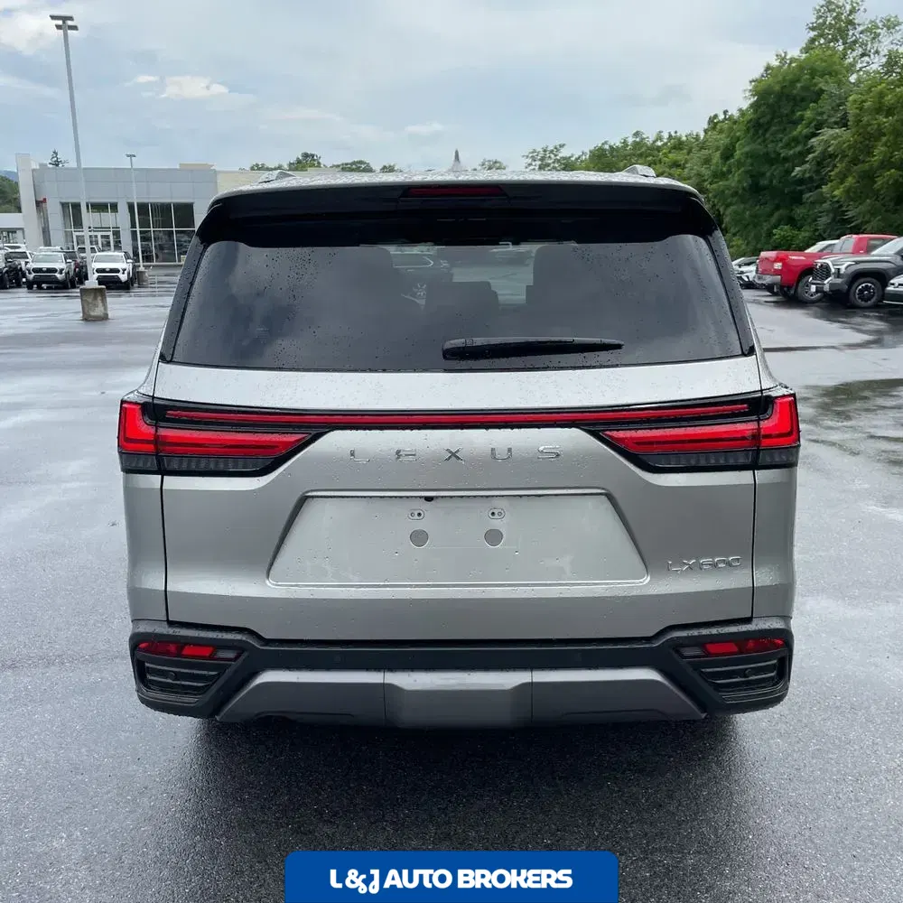 2024 Lexus LX 600 Luxury