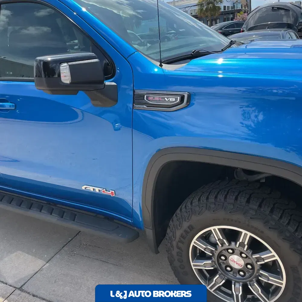 2024 GMC Sierra 1500 AT4