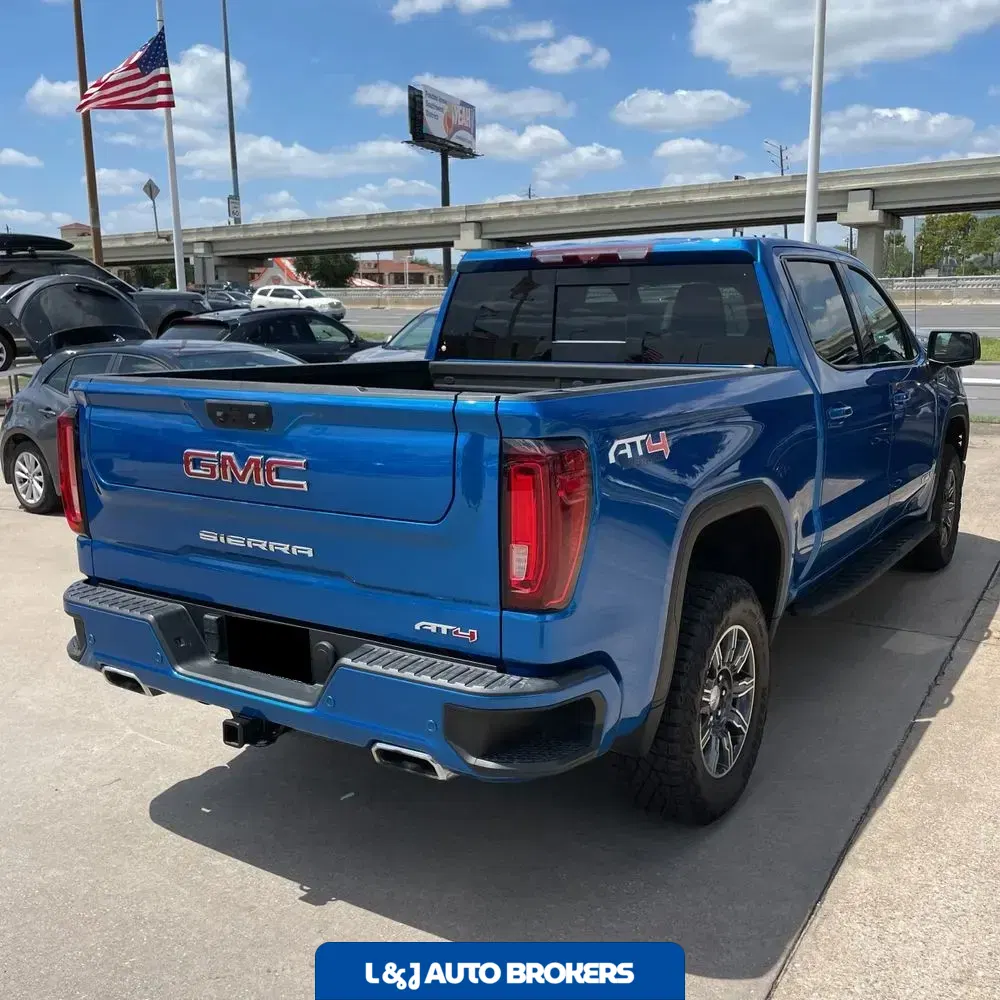 2024 GMC Sierra 1500 AT4