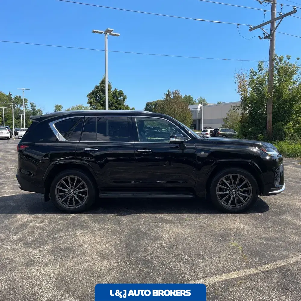 2024 Lexus LX 600 F SPORT Handling