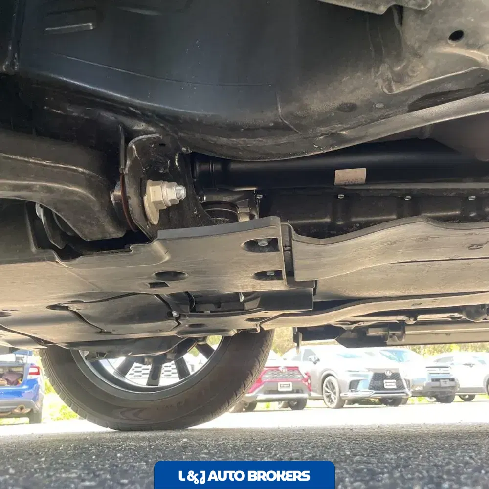2024 Lexus LX 600 F SPORT Handling