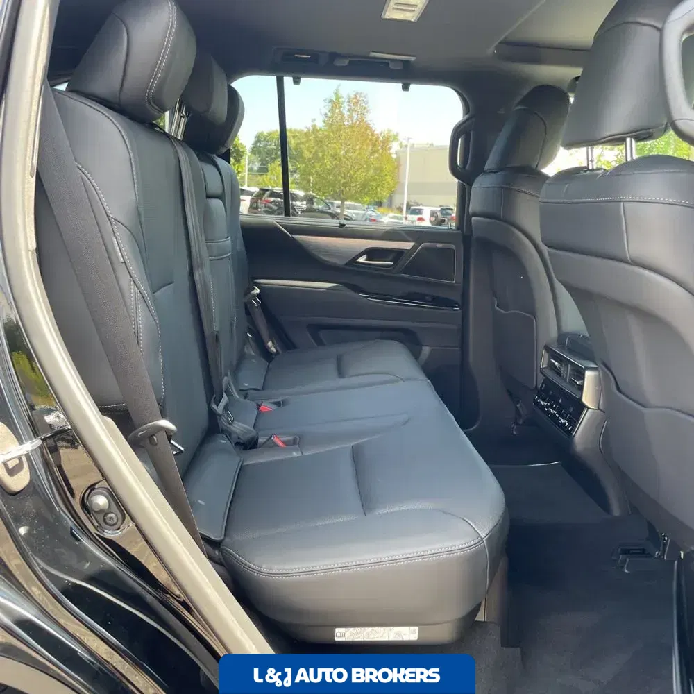 2024 Lexus LX 600 F SPORT Handling