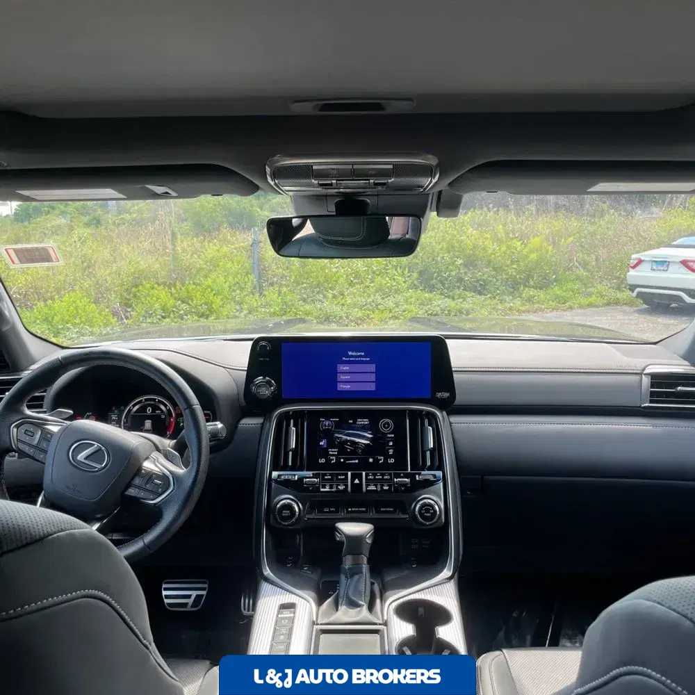 2024 Lexus LX 600 F SPORT Handling