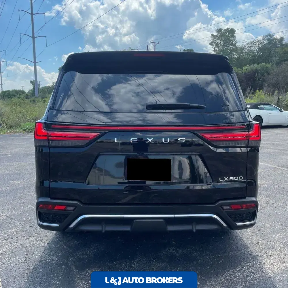 2024 Lexus LX 600 F SPORT Handling