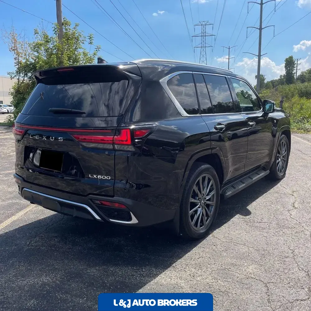 2024 Lexus LX 600 F SPORT Handling