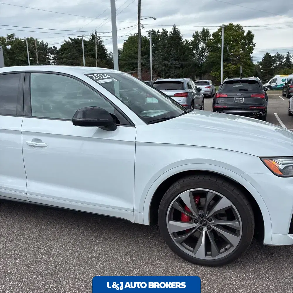 2024 Audi SQ5 Premium Plus