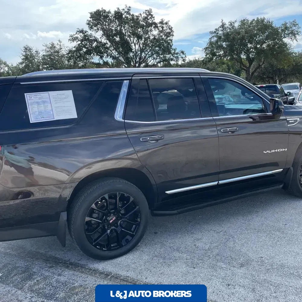 2022 GMC Yukon SLT
