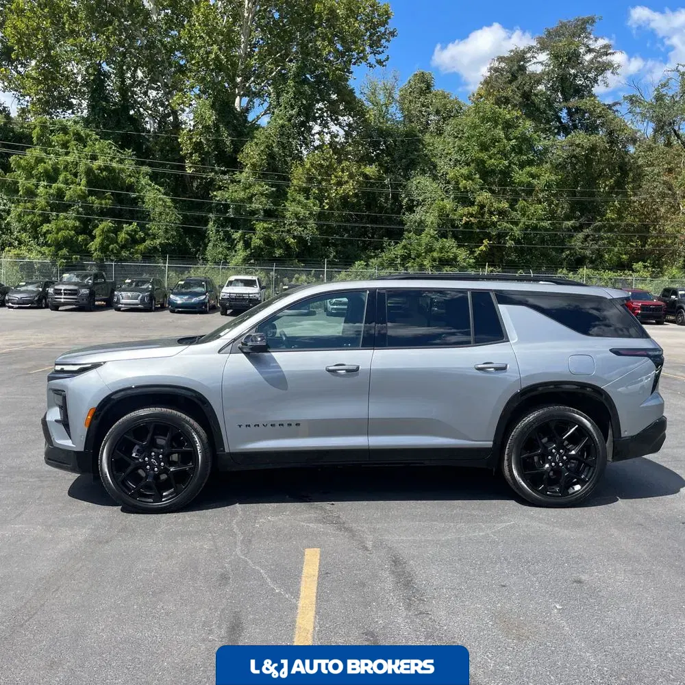 2024 Chevrolet Traverse RS