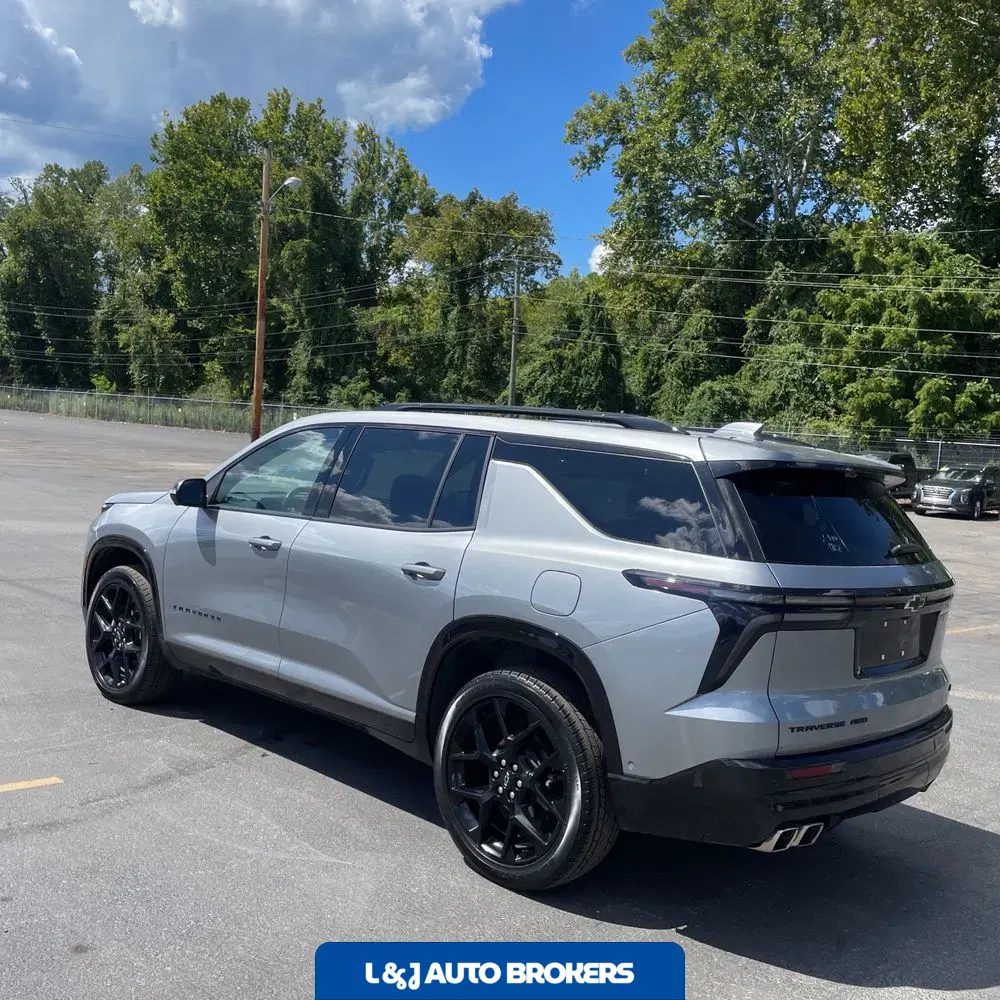 2024 Chevrolet Traverse RS