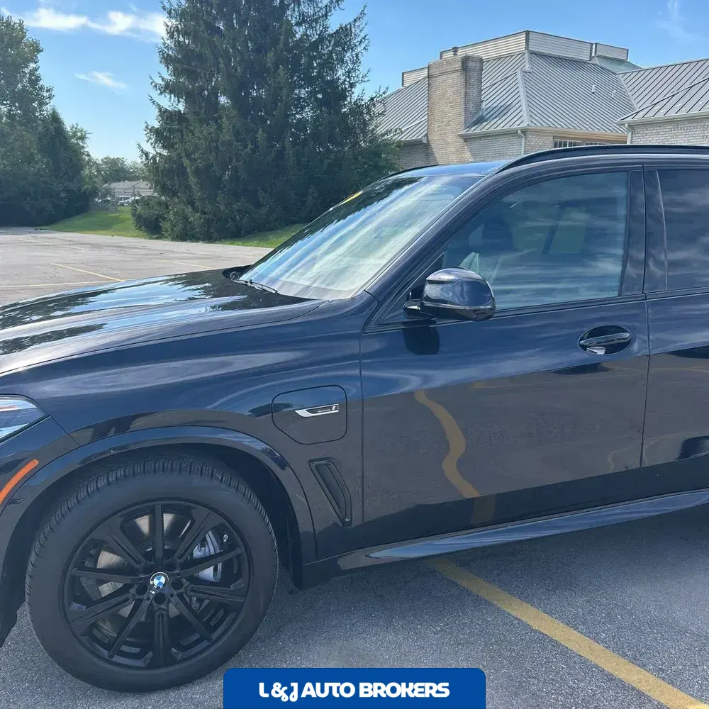 2023 BMW X5 xDrive45e