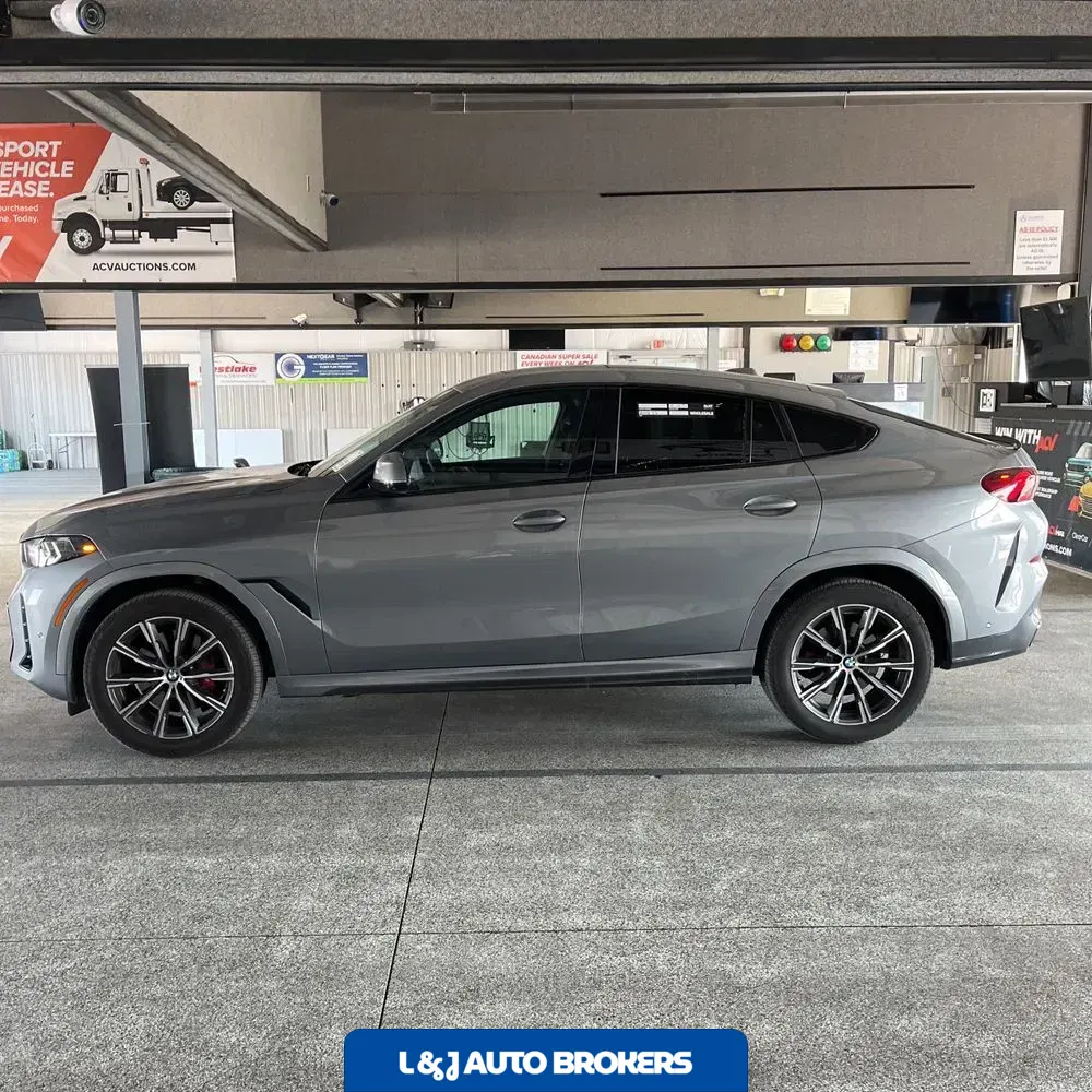 2025 BMW X6 XDrive40i