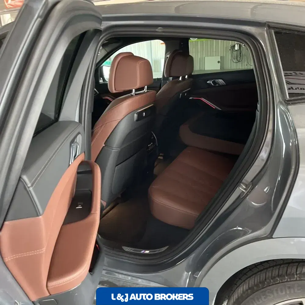 2025 BMW X6 XDrive40i