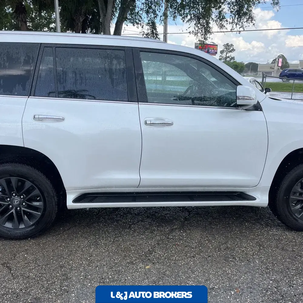 2023 Lexus GX 460 Base
