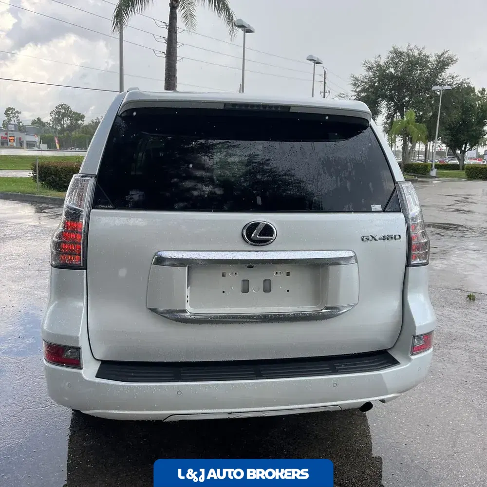 2023 Lexus GX 460 Base