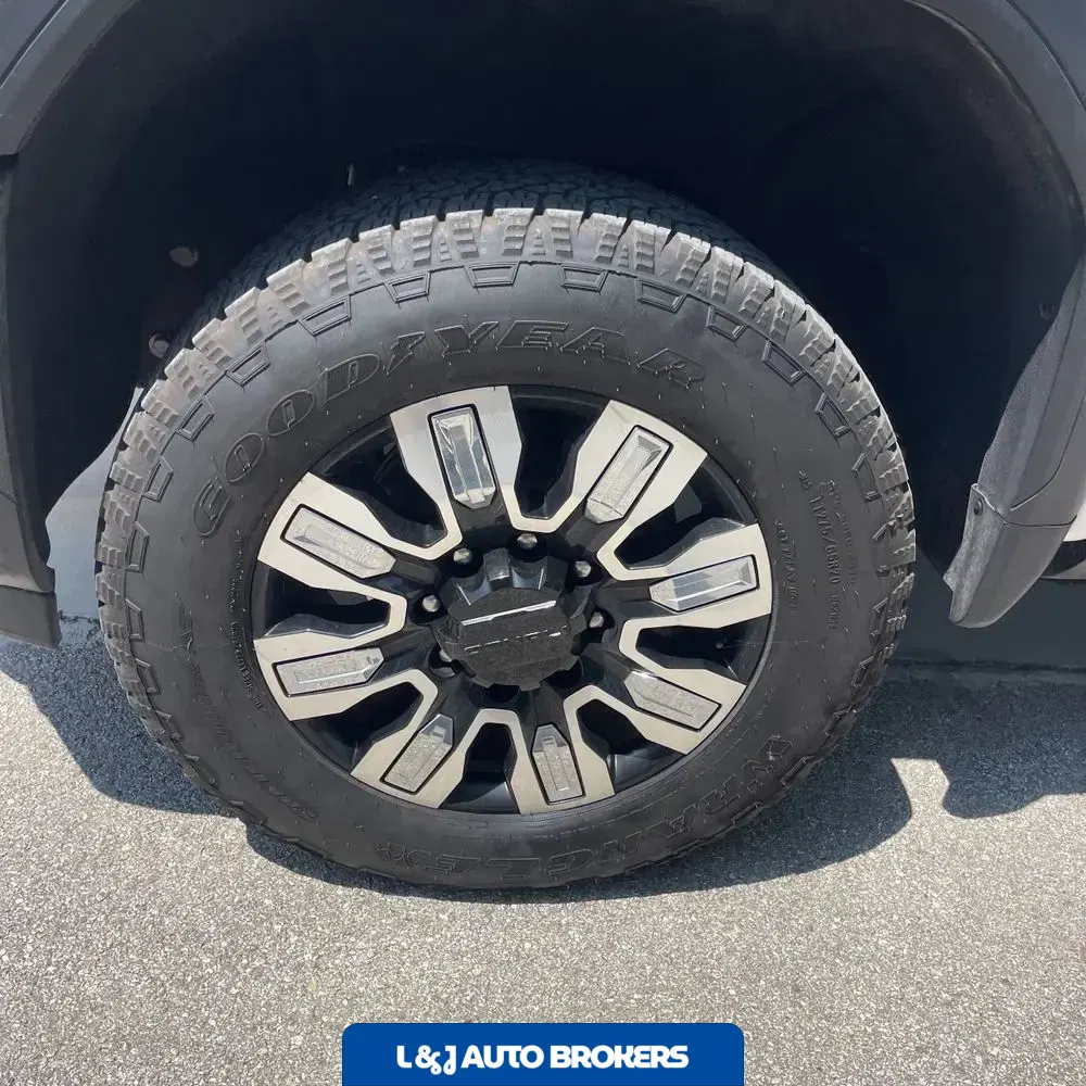 2024 GMC Sierra 2500HD Denali