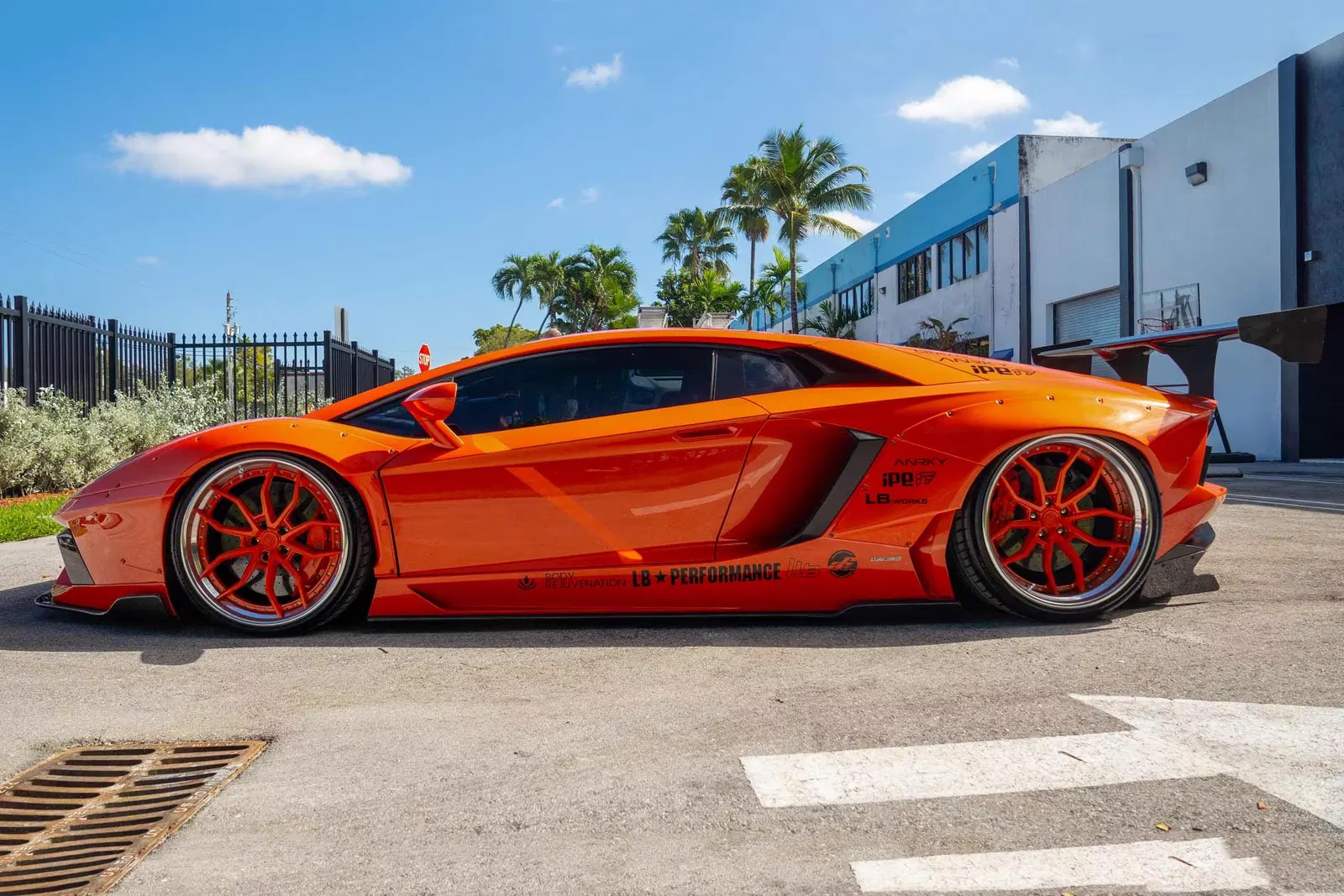 2012 Lamborghini Aventador LP700-4