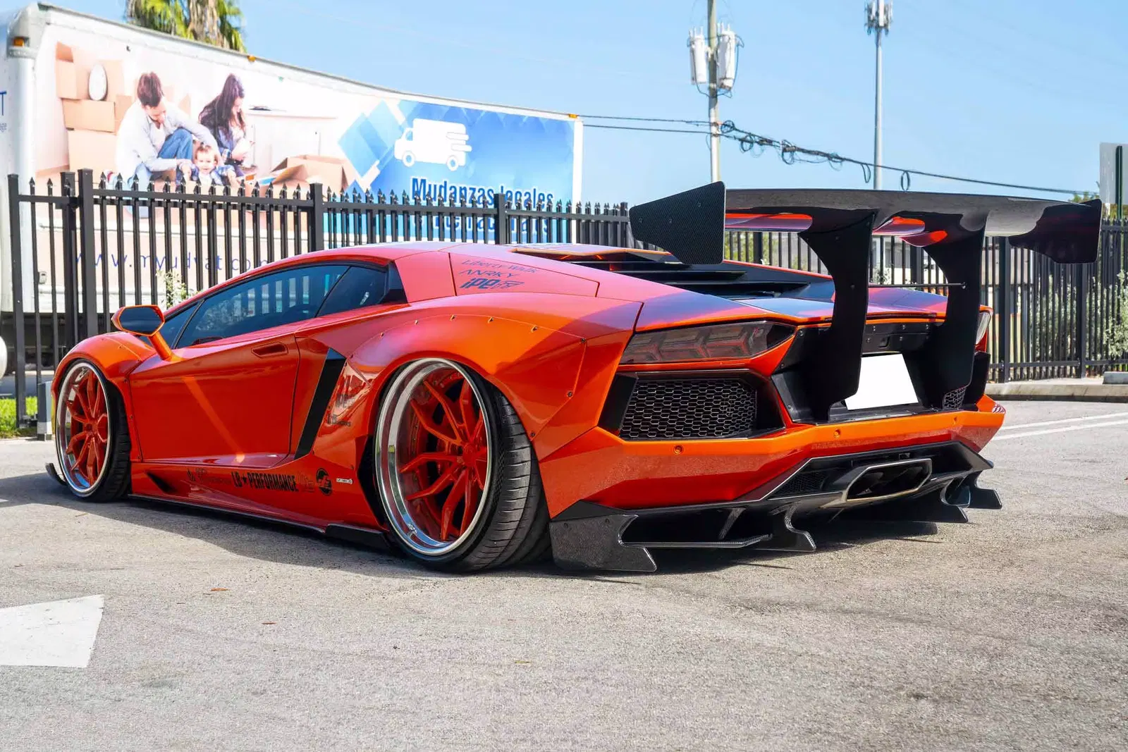 2012 Lamborghini Aventador LP700-4