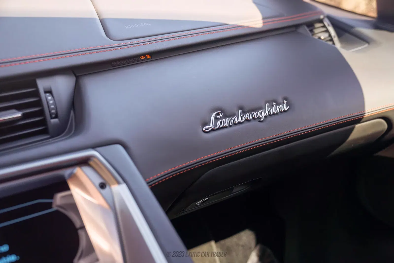 2012 Lamborghini Aventador LP700-4