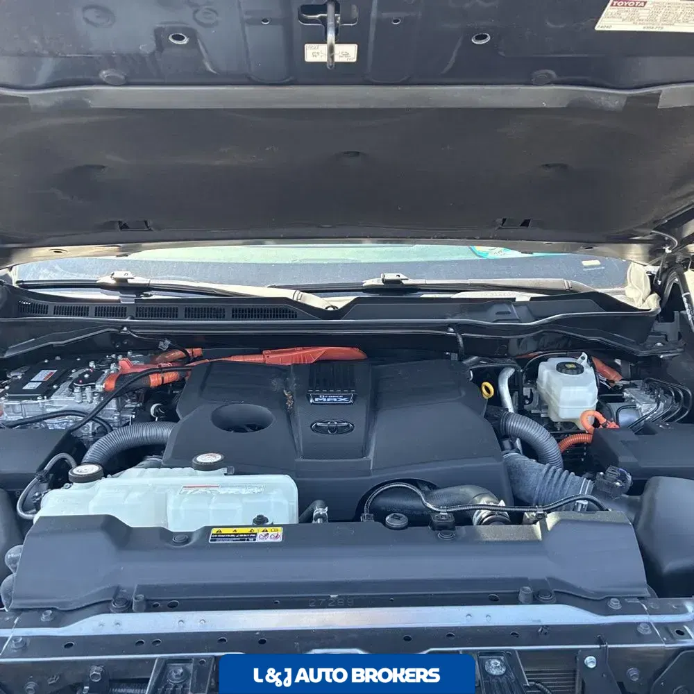 2022 Toyota Tundra Platinum HV