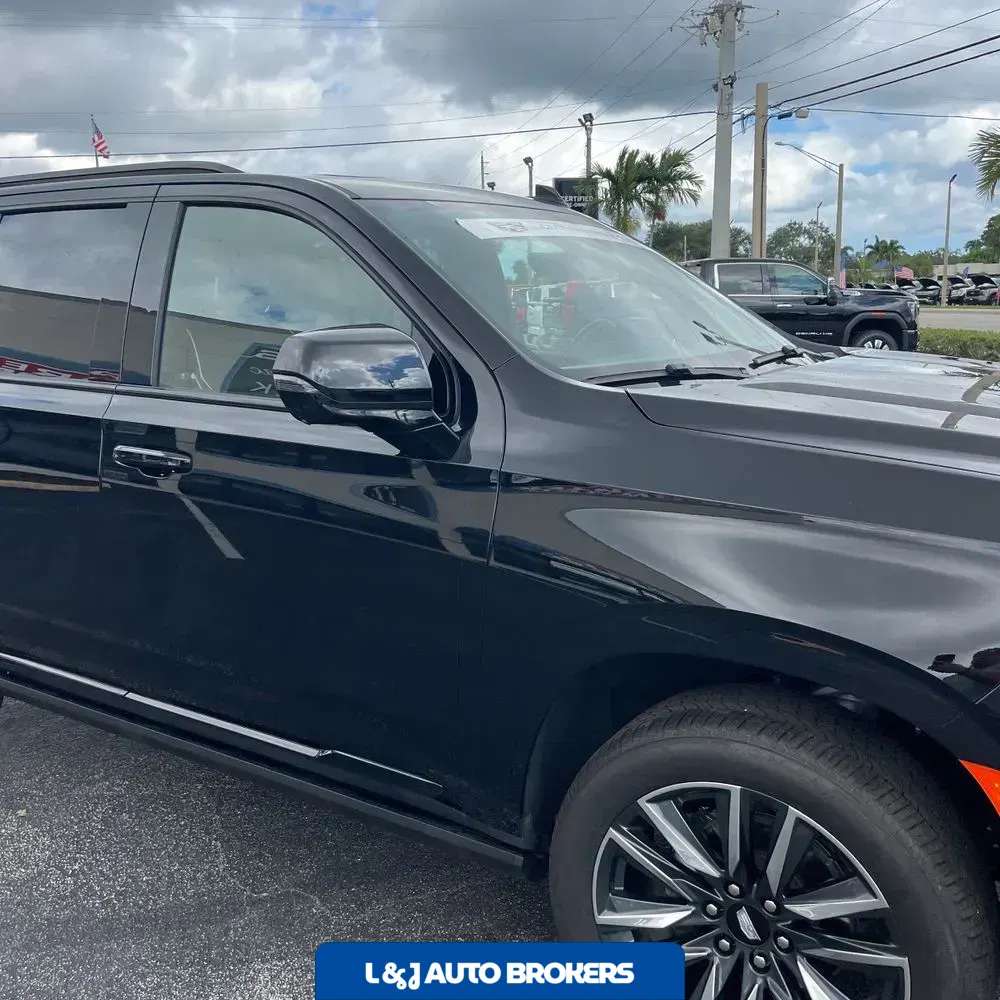 2024 Cadillac Escalade Sport