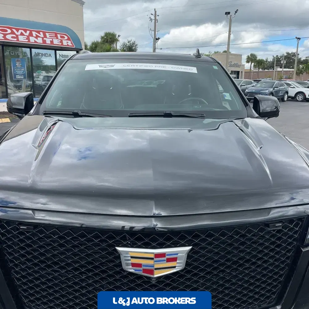 2024 Cadillac Escalade Sport