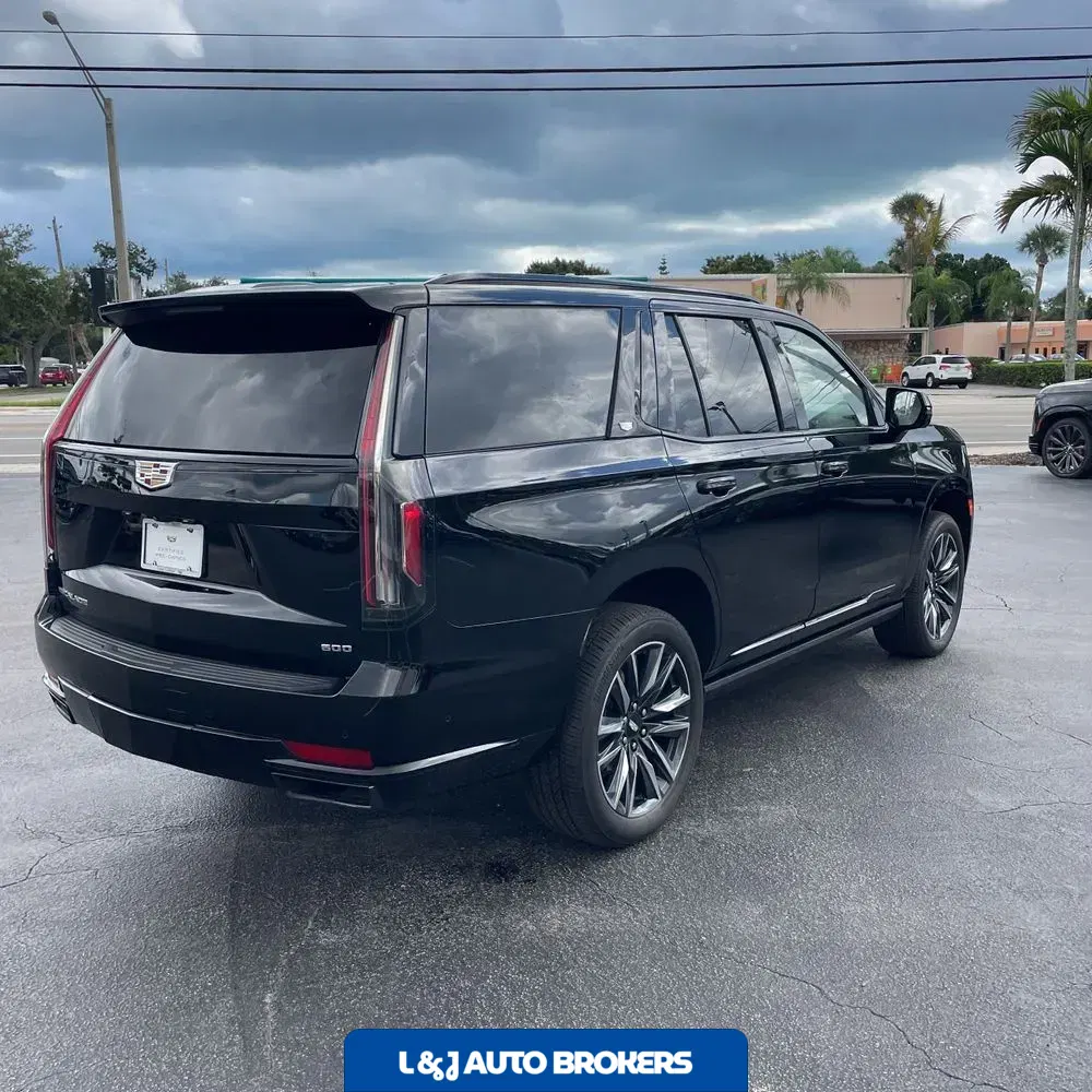 2024 Cadillac Escalade Sport