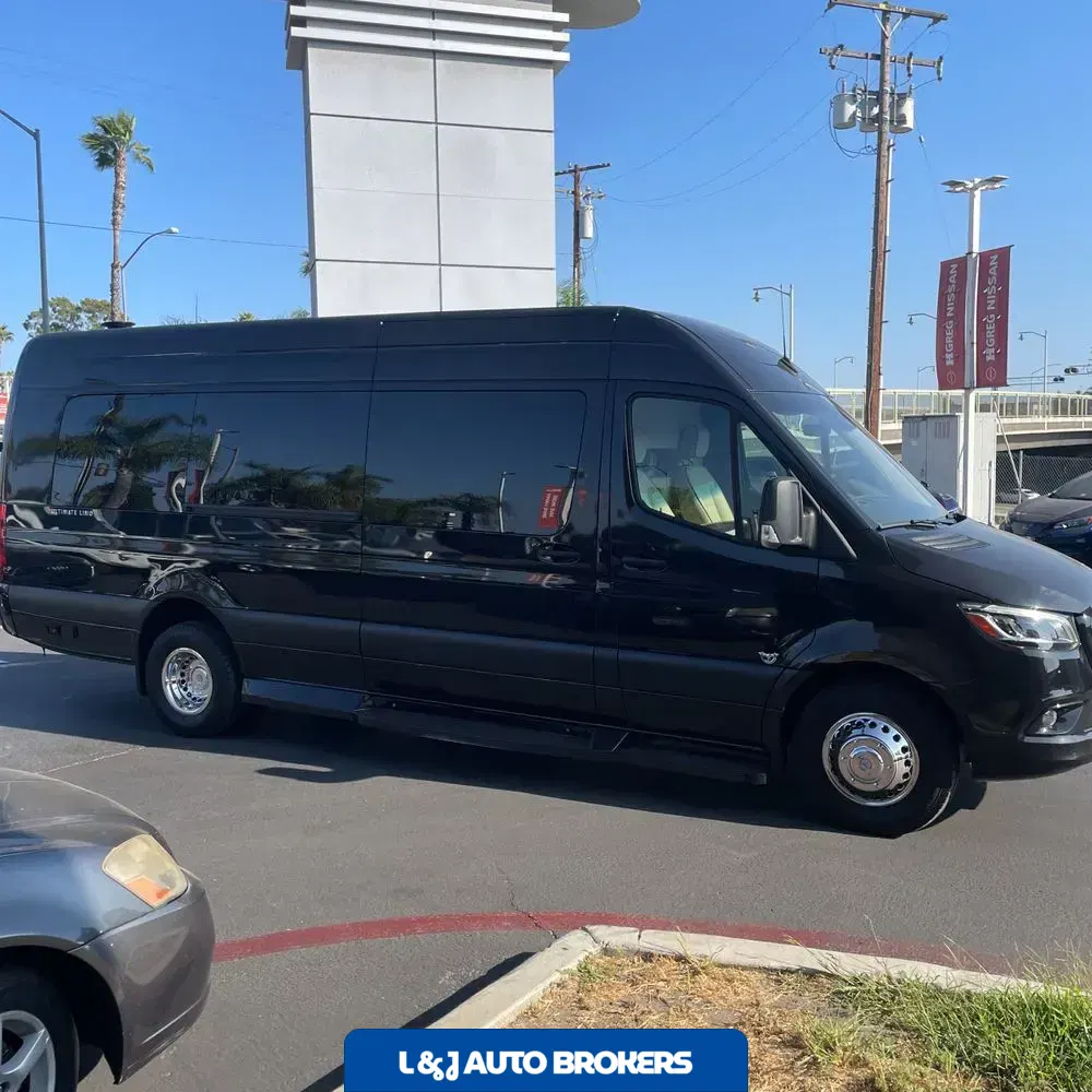 2023 Mercedes-Benz Sprinter 3500 High Roof XD
