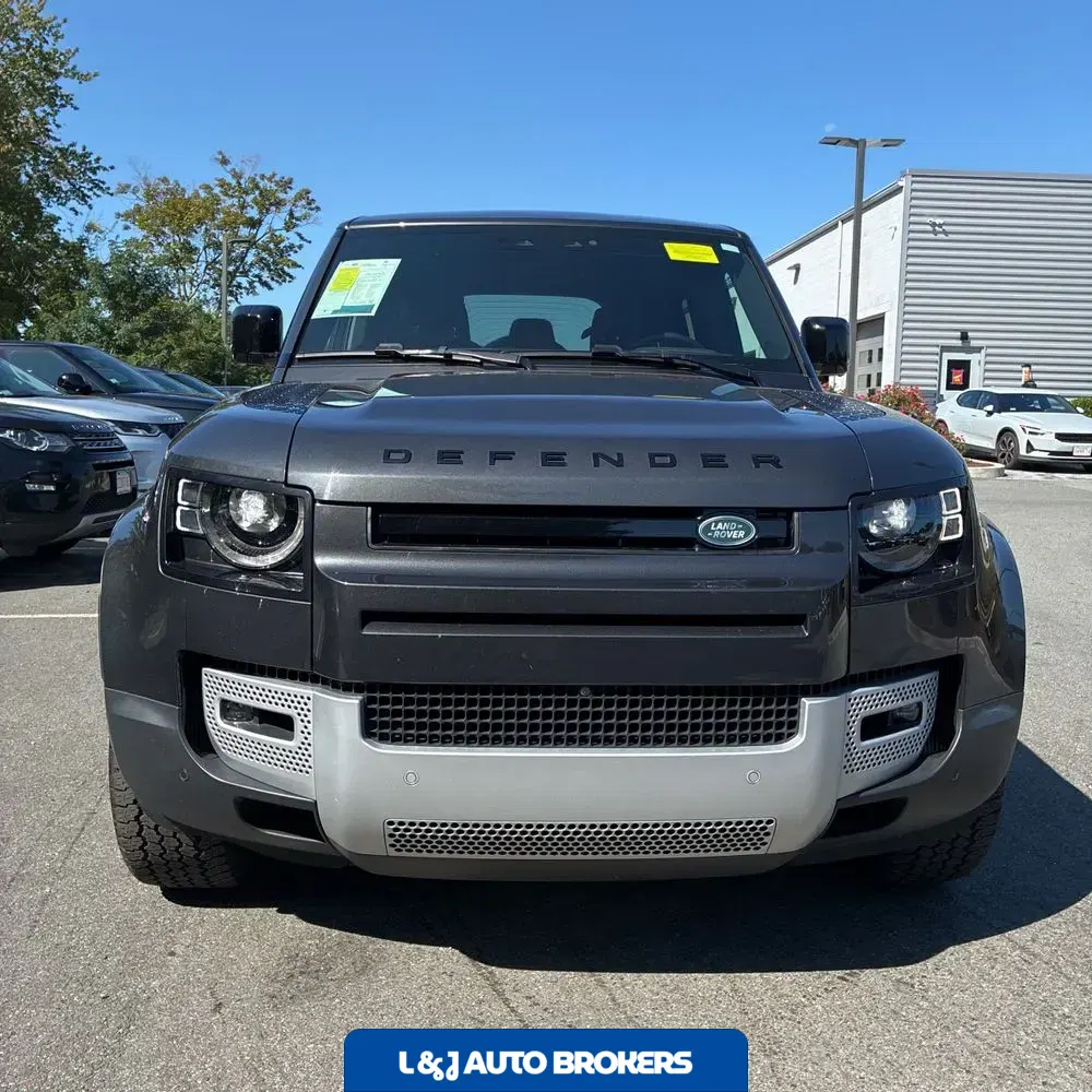 2024 Land Rover Defender 110 V8 P500 SE