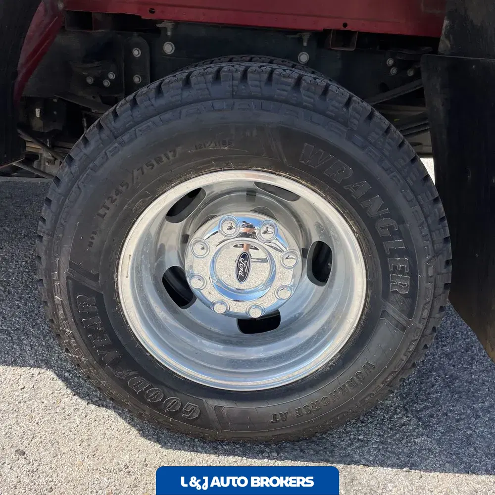 2022 Ford F-350 Super Duty Lariat