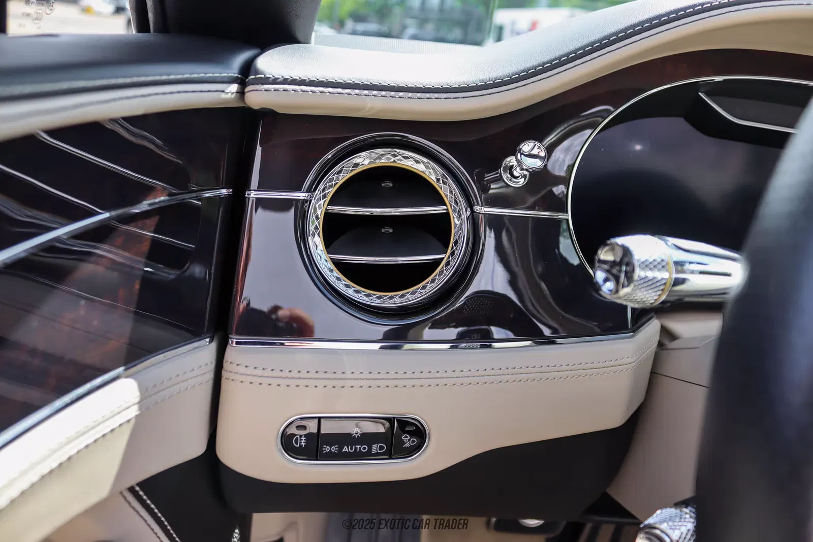 2021 Bentley Continental GTC V8