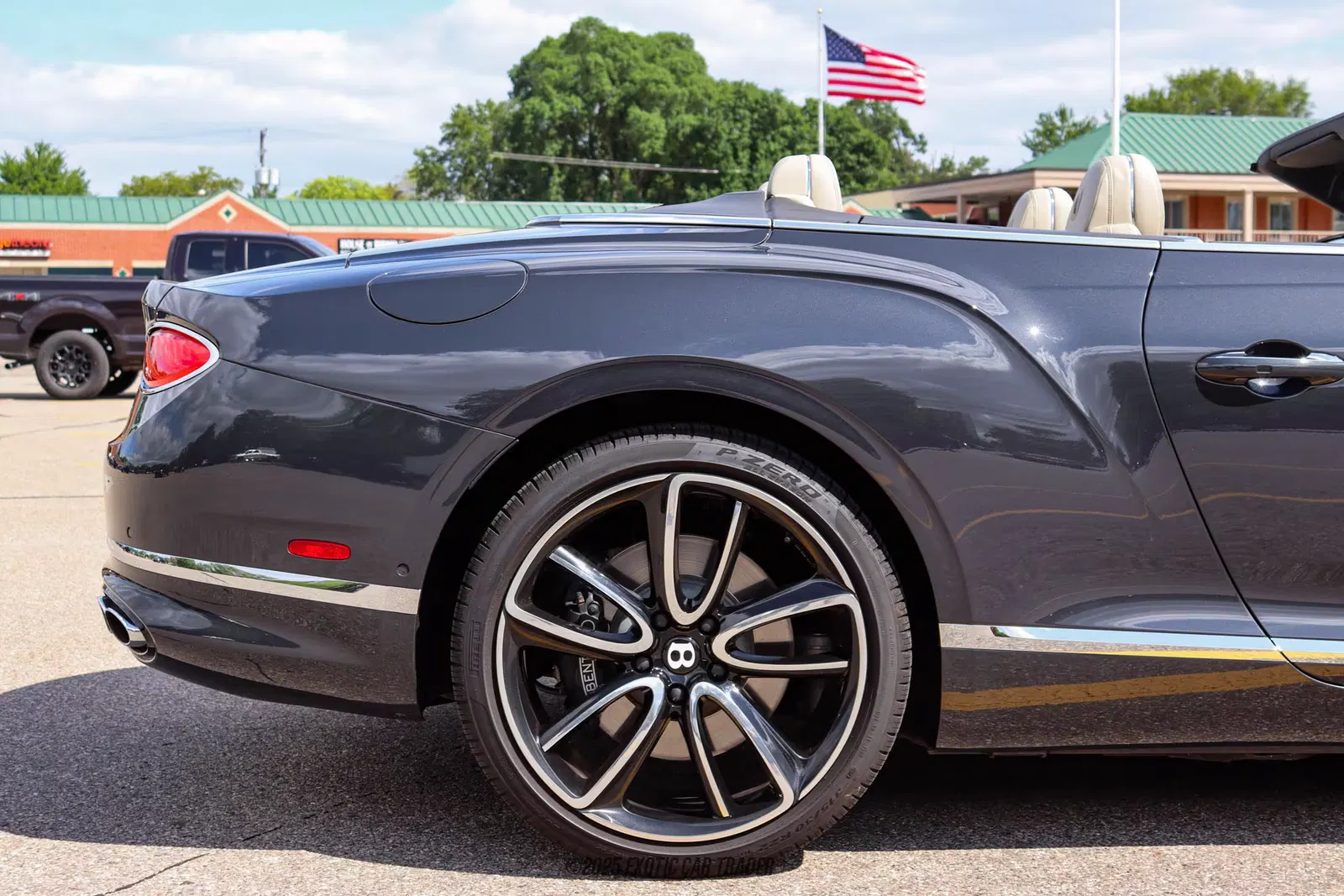2021 Bentley Continental GTC V8