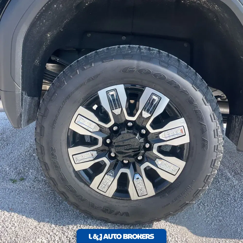 2024 GMC Sierra 3500HD Denali