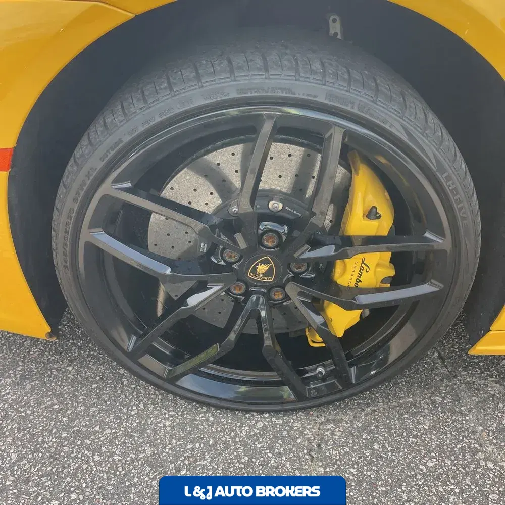 2016 Lamborghini Huracan Base
