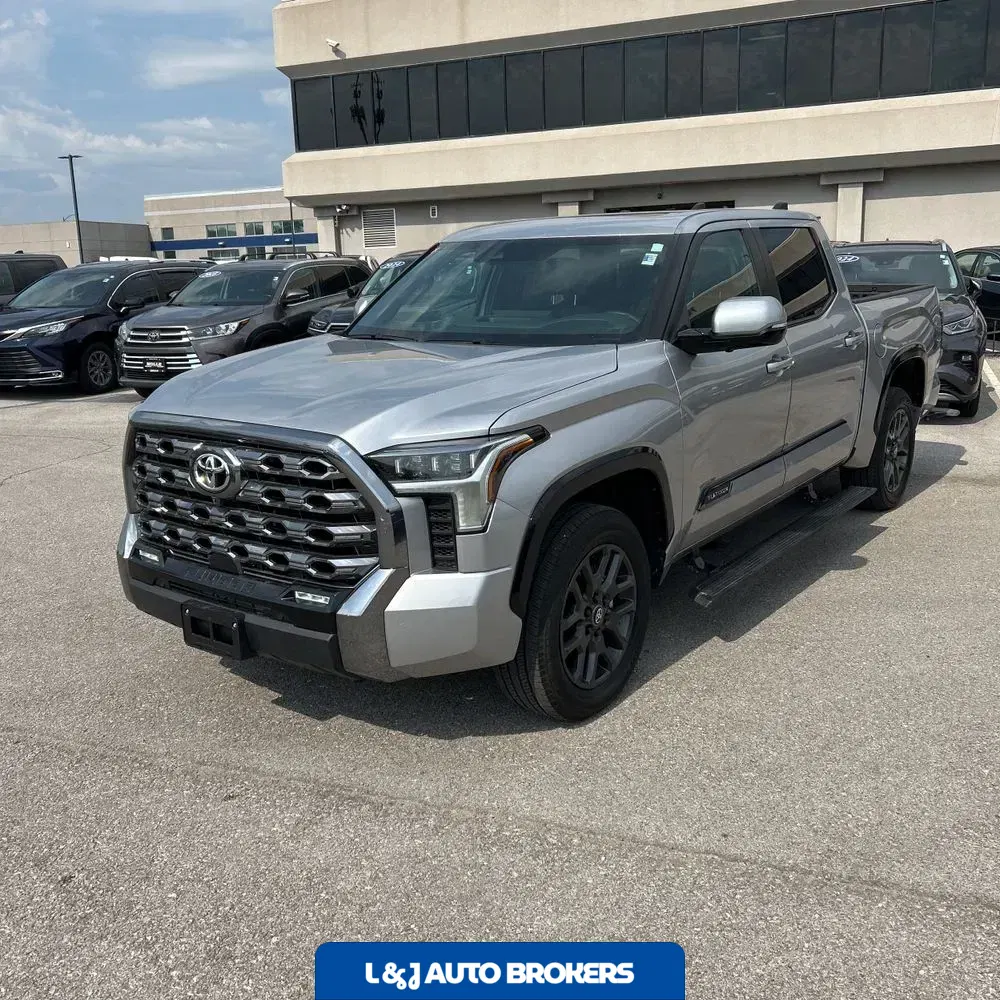 2025 Toyota Tundra Platinum