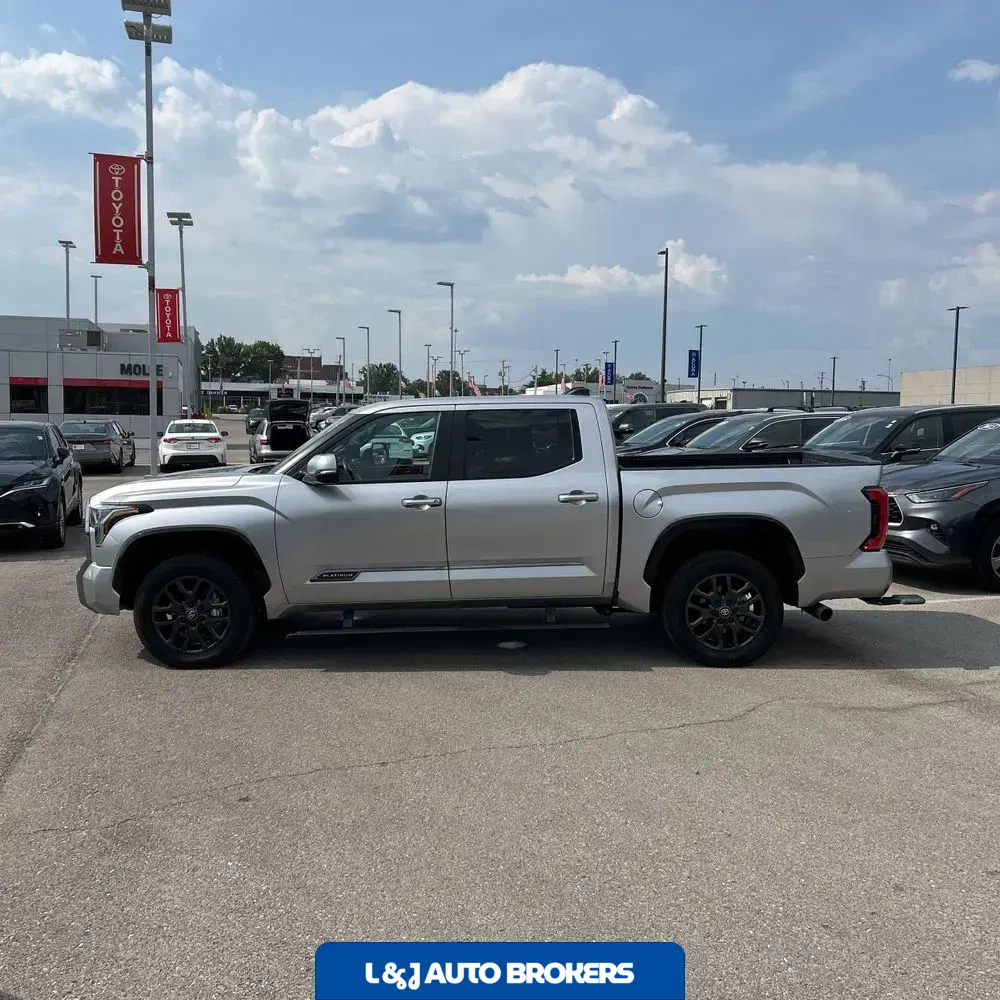 2025 Toyota Tundra Platinum