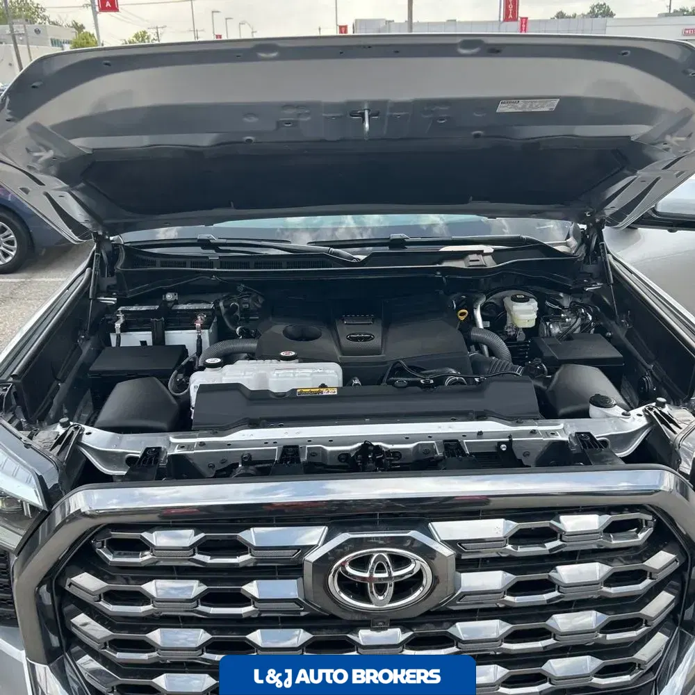 2025 Toyota Tundra Platinum