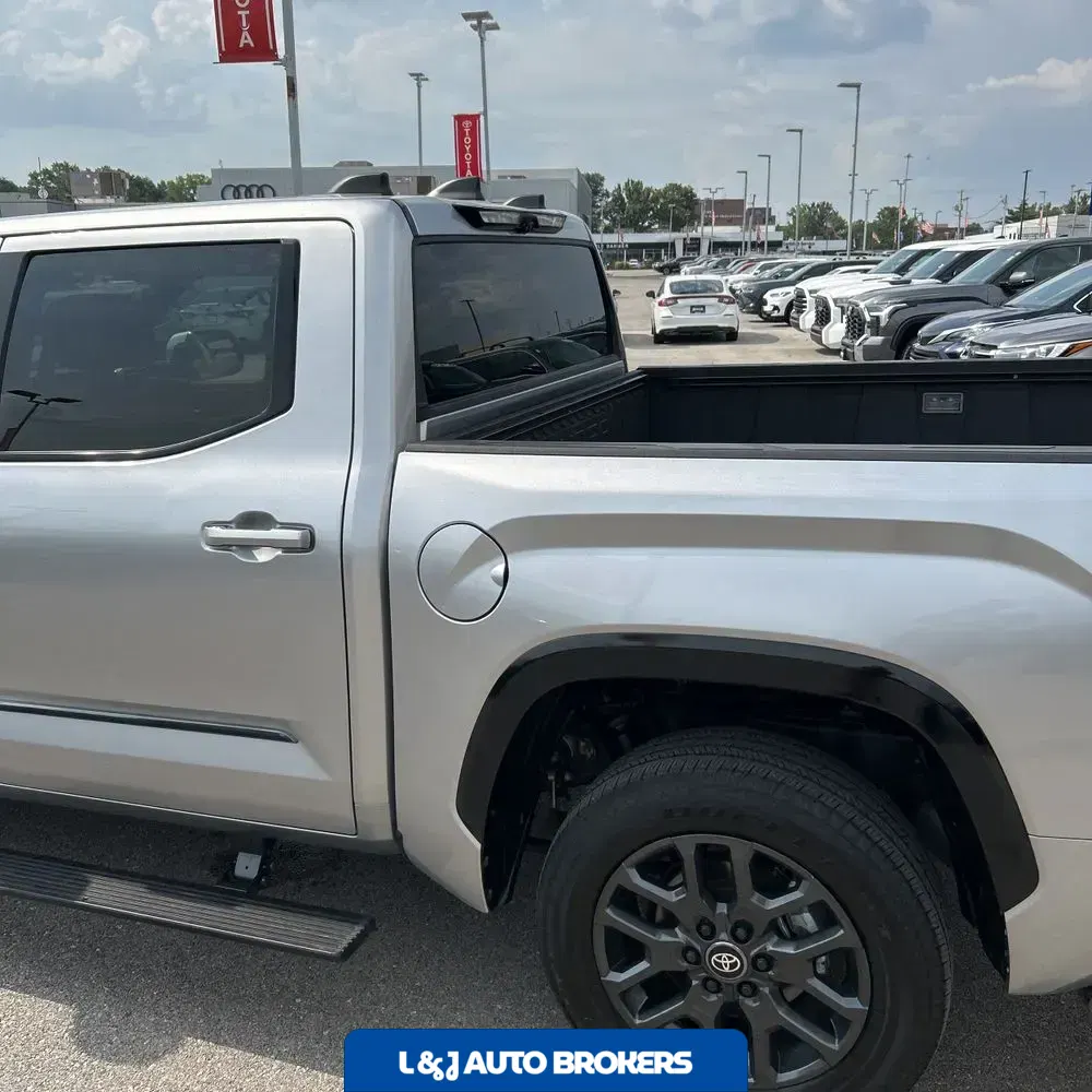 2025 Toyota Tundra Platinum