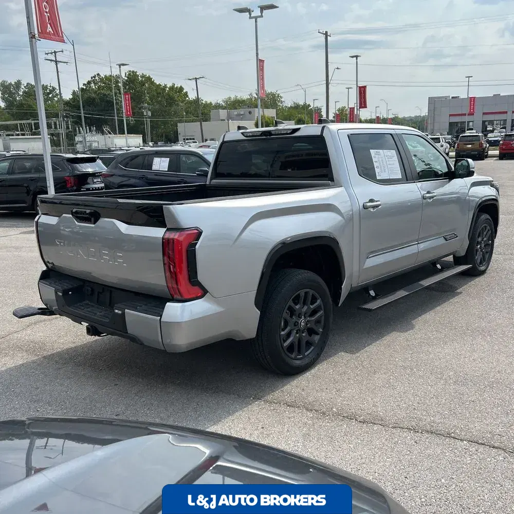 2025 Toyota Tundra Platinum
