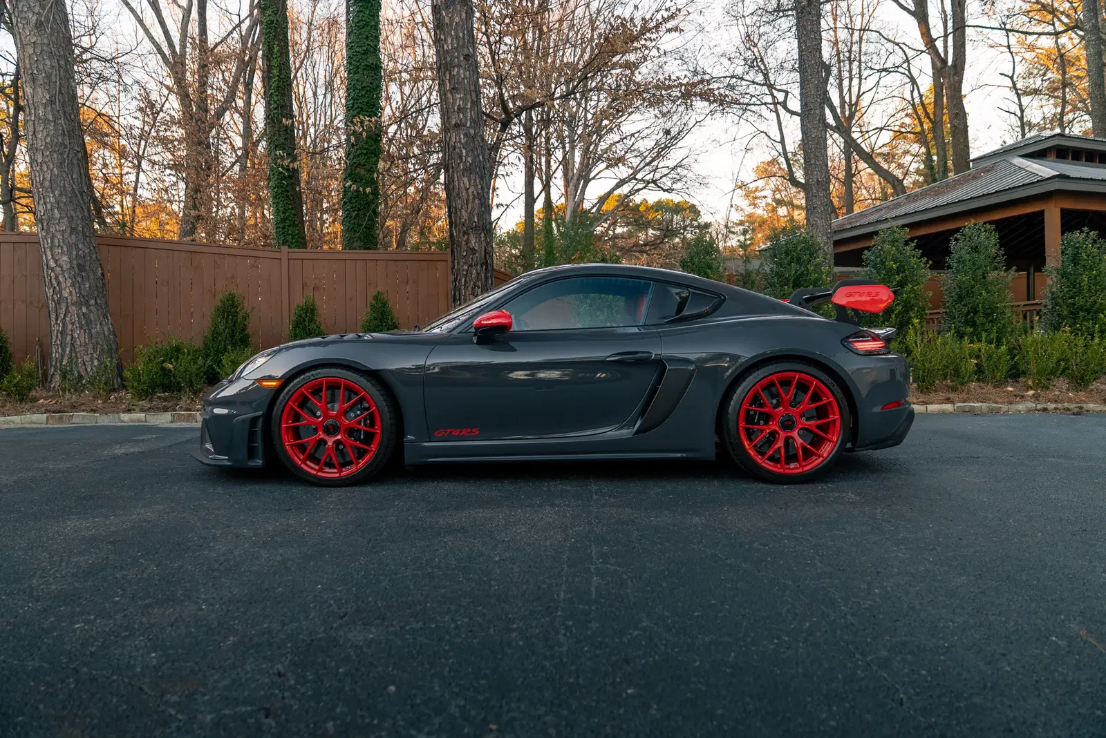 2023 Porsche 718 Cayman GT4 RS Weissach