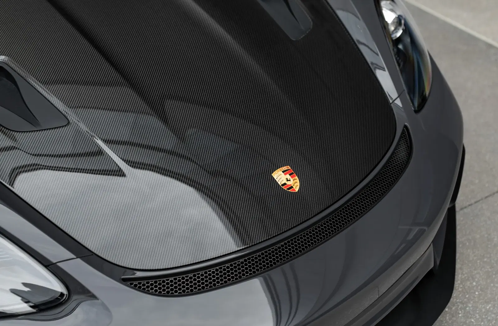 2023 Porsche 718 Cayman GT4 RS Weissach