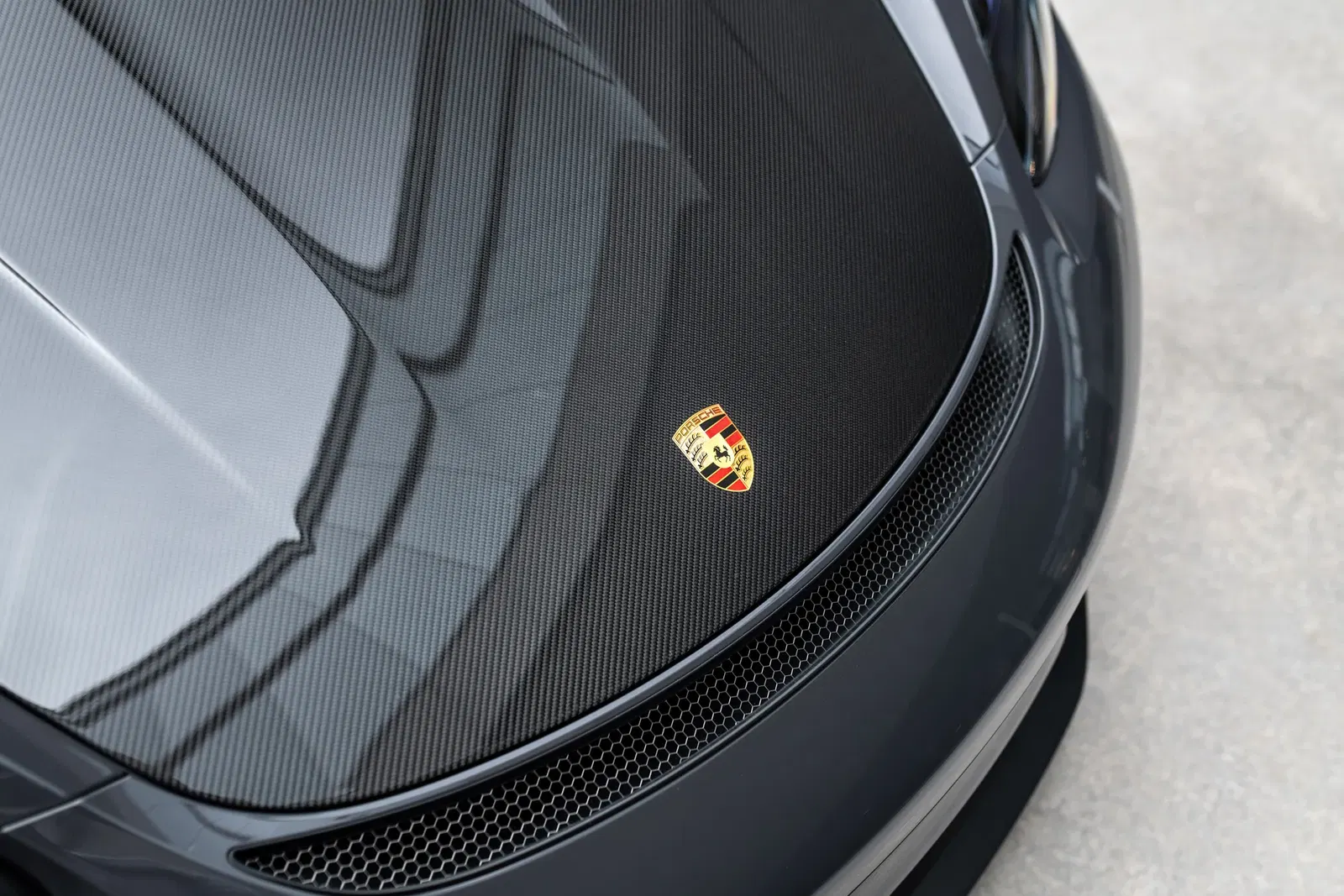 2023 Porsche 718 Cayman GT4 RS Weissach