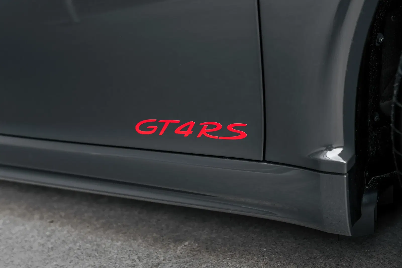 2023 Porsche 718 Cayman GT4 RS Weissach