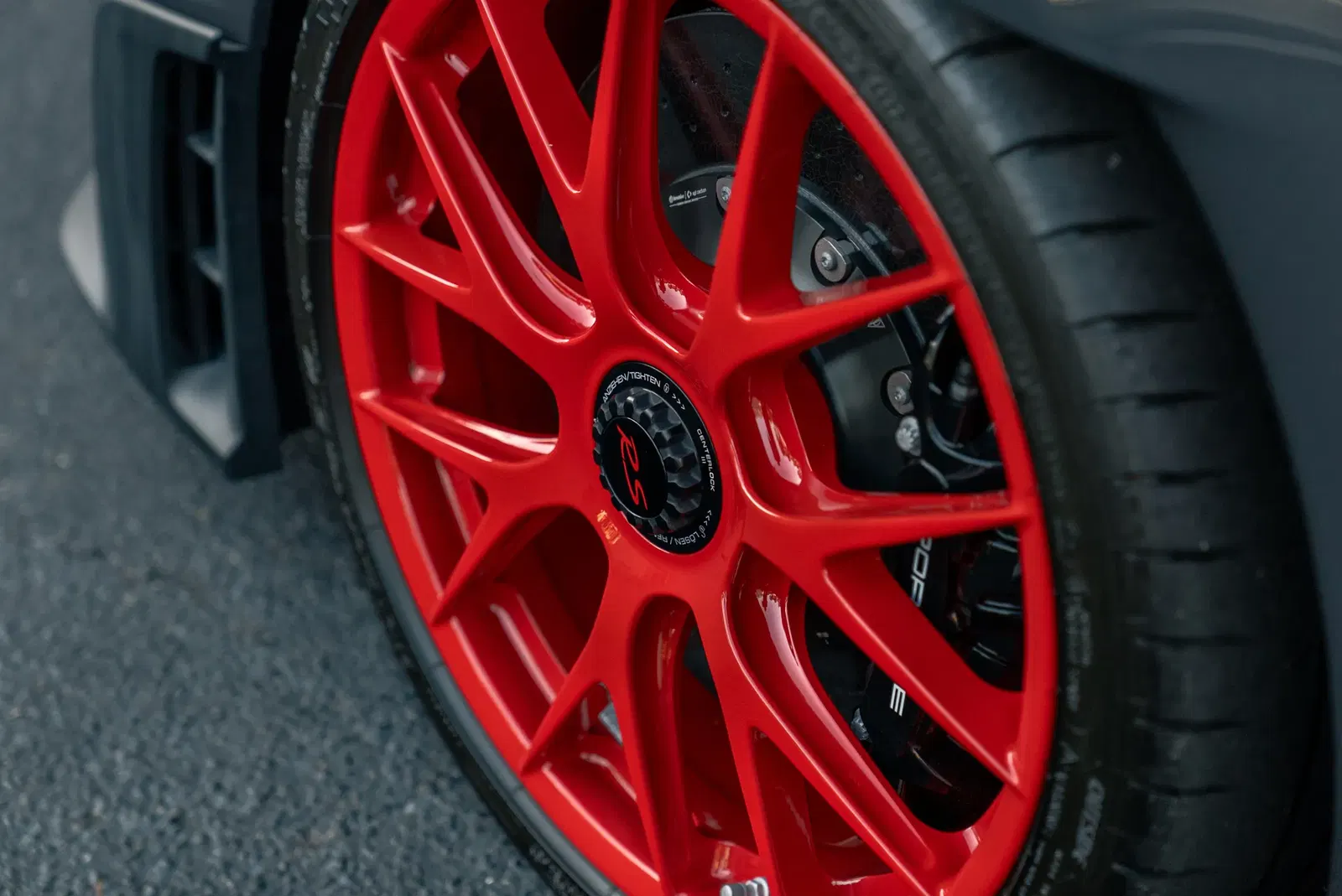2023 Porsche 718 Cayman GT4 RS Weissach