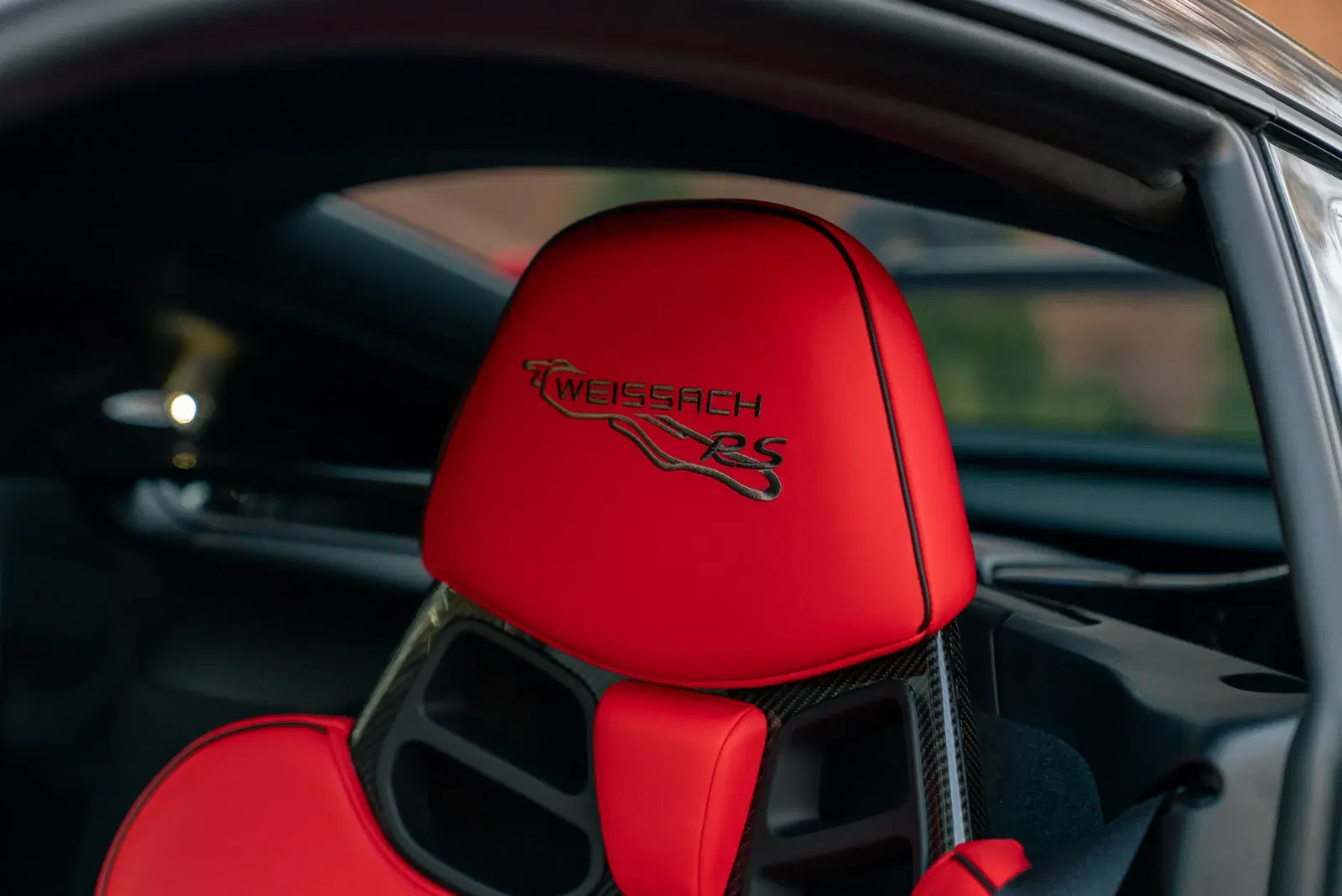 2023 Porsche 718 Cayman GT4 RS Weissach