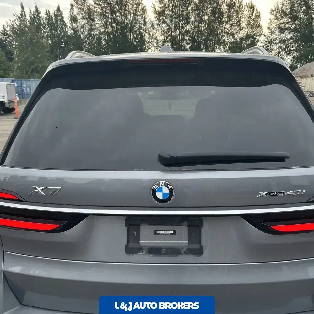 2023 BMW X7 xDrive40i