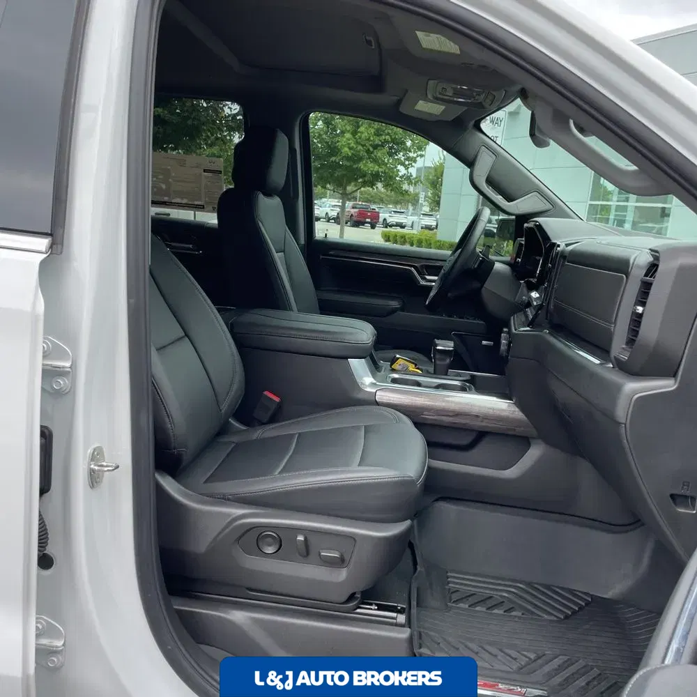 2024 Chevrolet Silverado 1500 LTZ